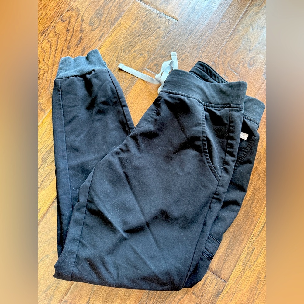 Figs Zamora Scrub Joggers